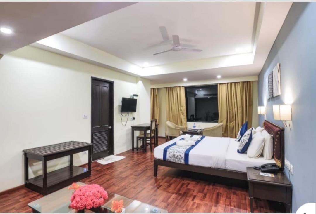 Jyoti Plaza Hotel Мадгаон Екстер'єр фото