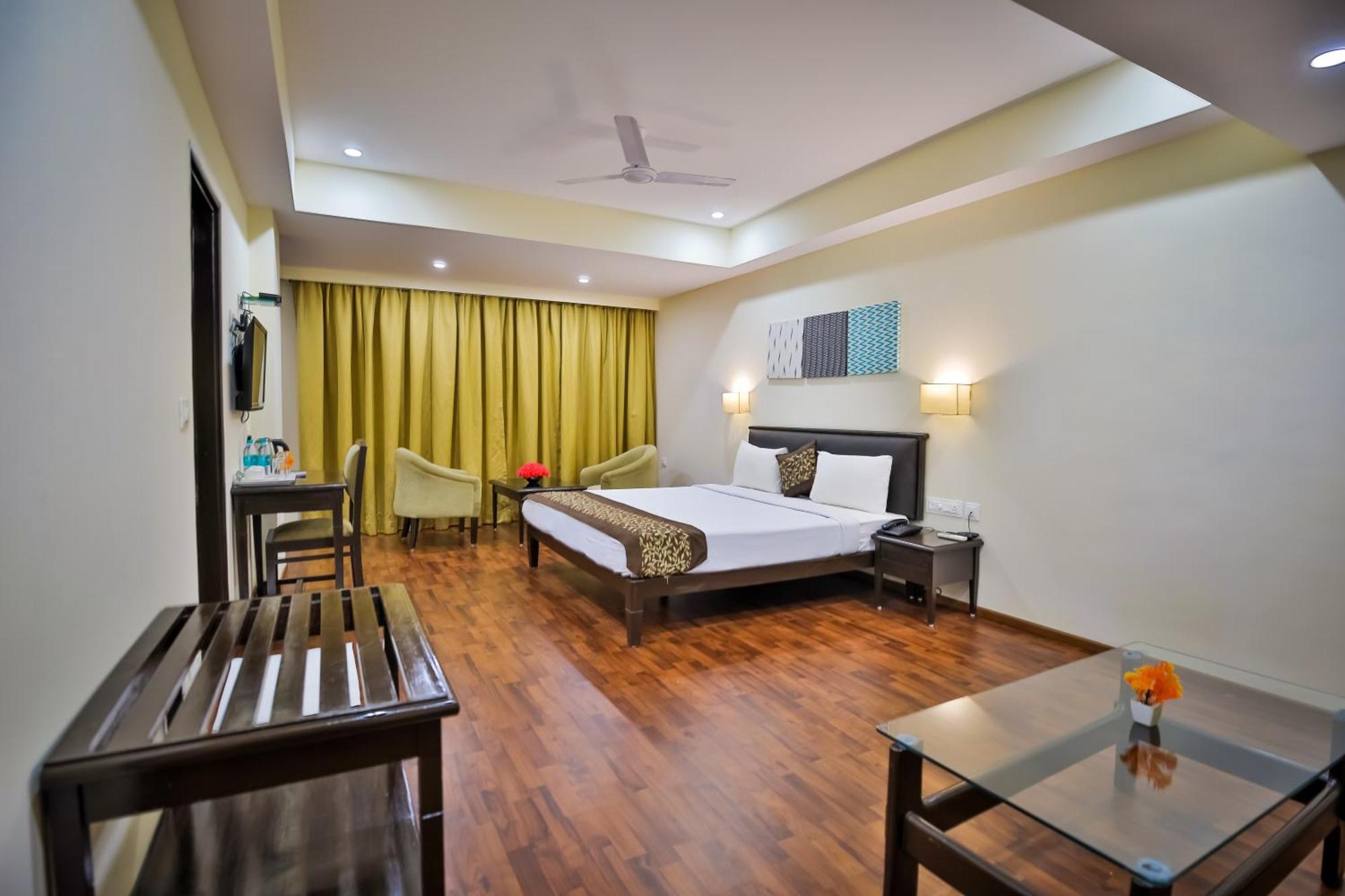 Jyoti Plaza Hotel Мадгаон Екстер'єр фото